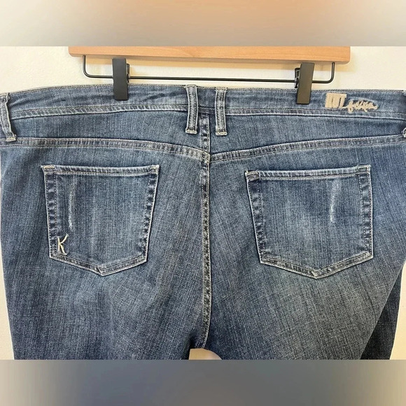 Kut From the Kloth Sz 16 Celine Slouchy Boyfriend Jeans Distressed Medium Wash - Picture 8 of 11